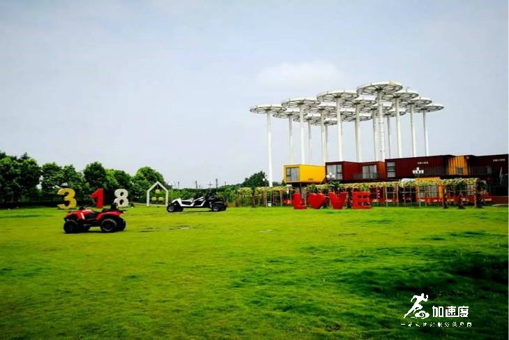 成(cheng)都團(tuán)建(jian)活動(dòng)的(de)好地方(fang)，成(cheng)都新(xin)津斑竹林318房車(che)營(ying)地
